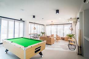 Triple Z Hotel