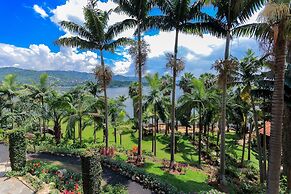 The Palm Beach Resort