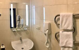 Non-Stop Hotel