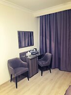 Non-Stop Hotel