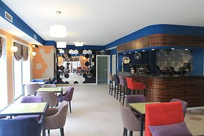 Non-Stop Hotel