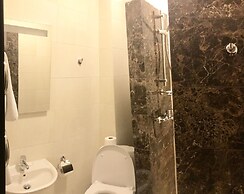 Non-Stop Hotel