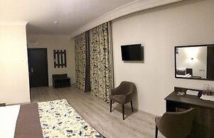 Non-Stop Hotel