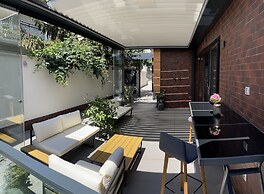 Caro Aparthotel