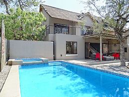 BushGlam Luxury Holiday Home