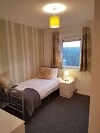 Bathgate Contractor and Business Apartment