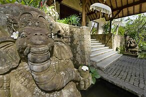 Bukit Naga Villa-Private Pool