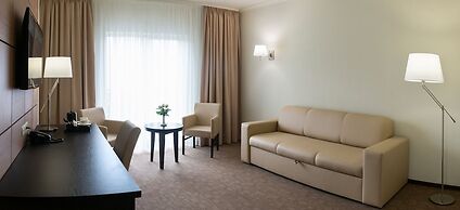 Green Park Hotel