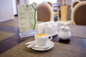 Green Park Hotel