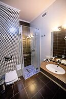 Green Park Hotel