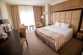 Green Park Hotel
