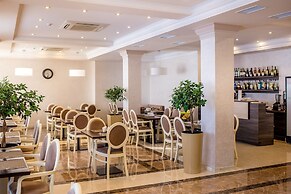 Green Park Hotel