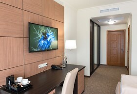 Green Park Hotel