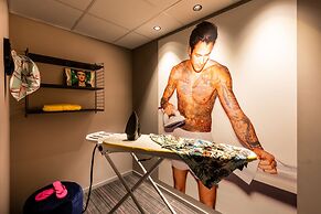 MOXY London Heathrow Airport