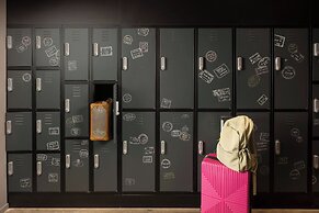 MOXY London Heathrow Airport