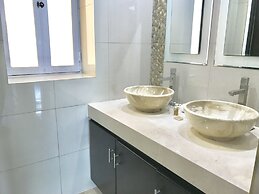 Ocean View Apartments – Delicia