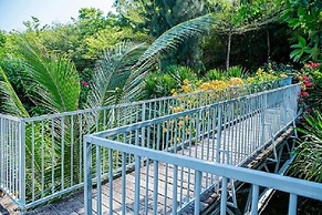 Casa Marina Resort