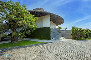 Casa Marina Resort