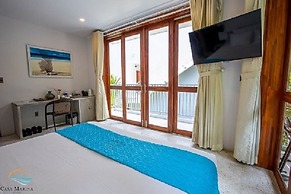 Casa Marina Resort