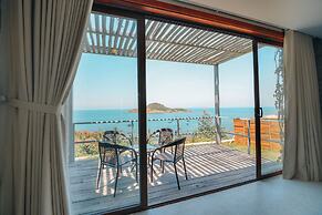 Casa Marina Resort