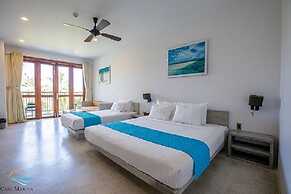 Casa Marina Resort