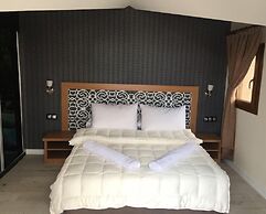 Lila Boutique Hotel