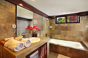 Alysha Villa Seminyak Beachside