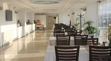 Resmina Hotel