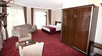 Resmina Hotel