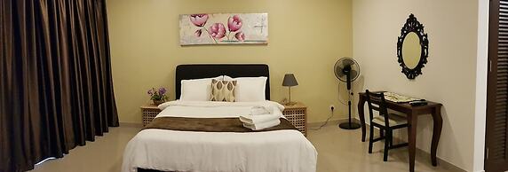 Euzmo Residences at Trefoil