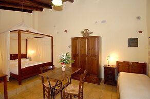 Elia Traditional Hotel & Spa