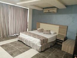 Milano Hotel Suites