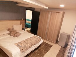 Milano Hotel Suites