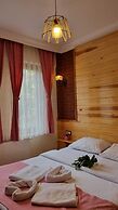 Abant Dort Mevsim Konagi