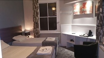 Ali Inn
