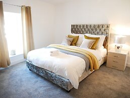 Lower Gill Gardens Penthouse