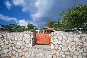 Sea Breeze Studio