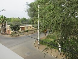 Del Valle House