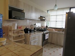 Del Valle House