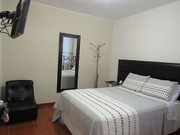 Del Valle House