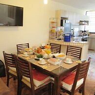 Del Valle House