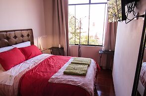 Del Valle House