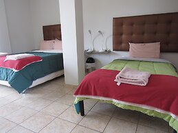 Del Valle House