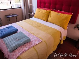 Del Valle House