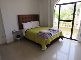 Del Valle House