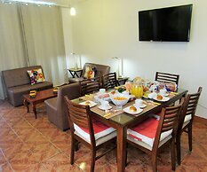 Del Valle House