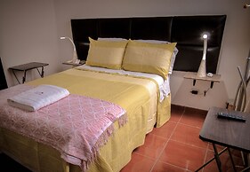 Del Valle House
