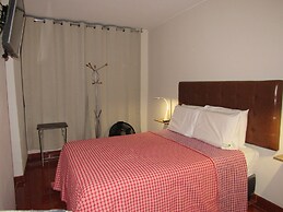 Del Valle House