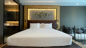 La Isla Pranburi Beach Resort