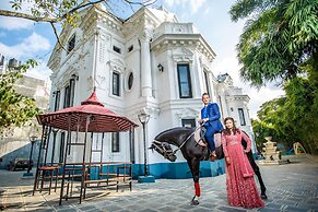 Royal Empire Boutique Hotel
